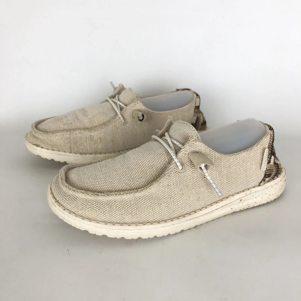 Hey Dude Wendy Canvas Shoes Neutral Cream Gold Threading Women’s Size 6 Boho - Picture 1 of 10